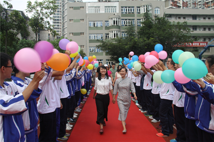 <strong>从“低谷”到“逆袭”</strong>