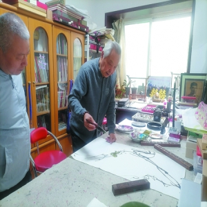 “葡萄张”  用手中画笔画出精彩人生